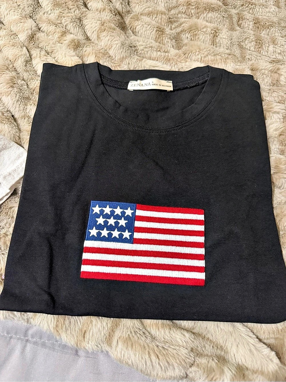 Zenana Flag Graphic Color Block Short Sleeve Tee Small NWT
